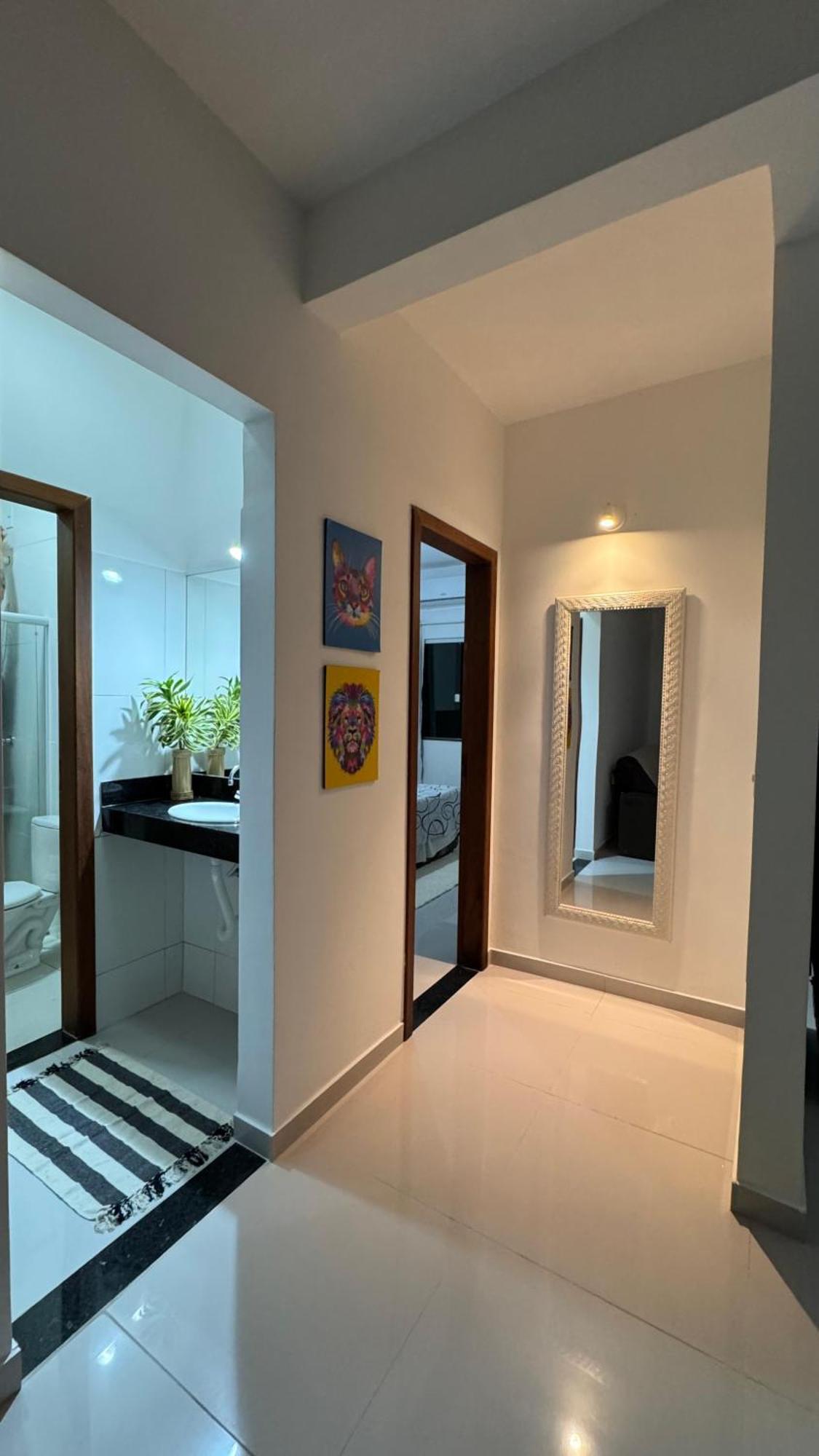 Casa de férias Casa A 500m Da Com 02 Quartos, Suite, Wi-fi 120mbps, Ar Condicionado, Cozinha Completa, Maquina De Lavar E Estacionamento Porto Seguro