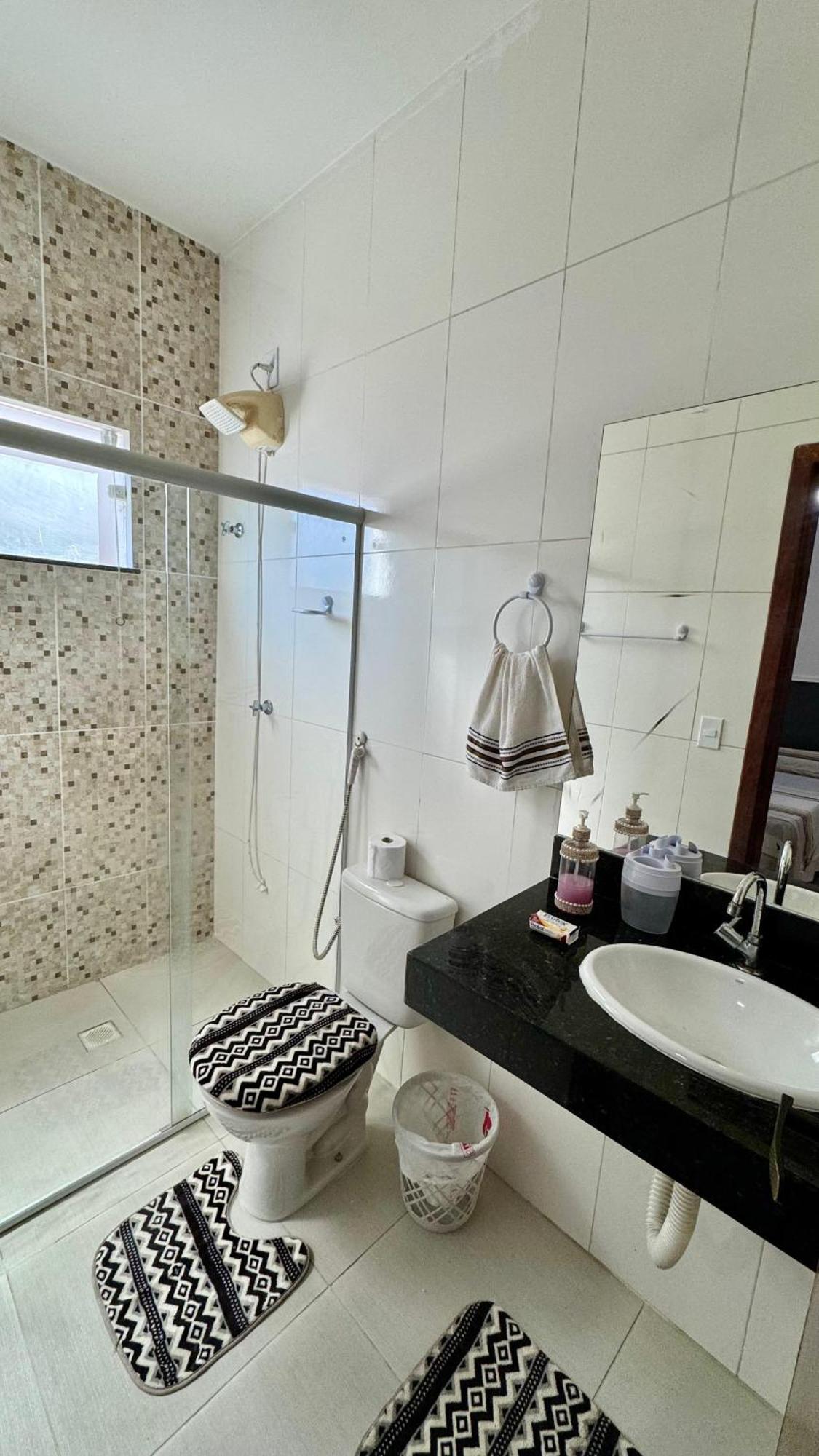Casa de férias Casa A 500m Da Com 02 Quartos, Suite, Wi-fi 120mbps, Ar Condicionado, Cozinha Completa, Maquina De Lavar E Estacionamento
